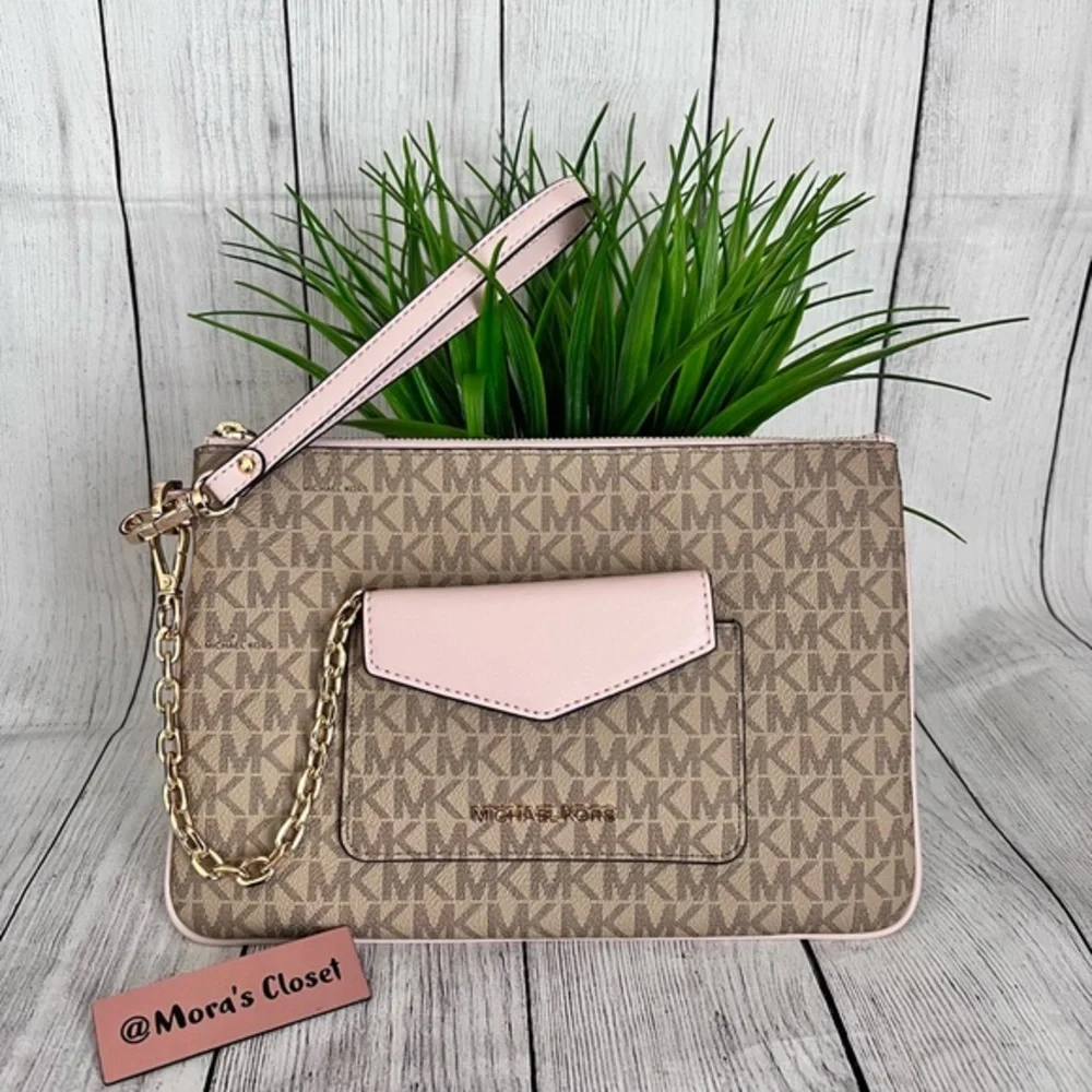 MICHAEL KORS JET SET ITEM POWDER BLUSH LG 2N1 CARD CASE & WRISTLET